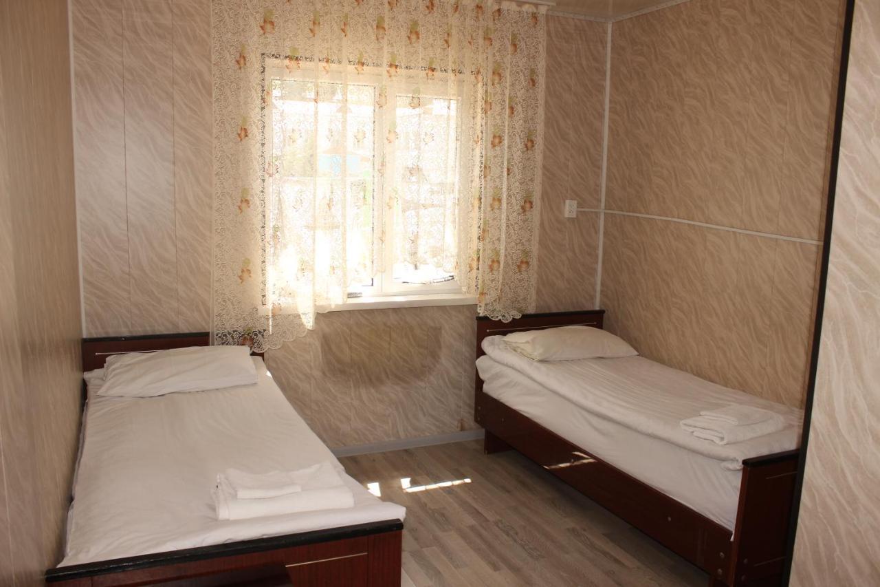Guest House Jamal Naryn Eksteriør billede