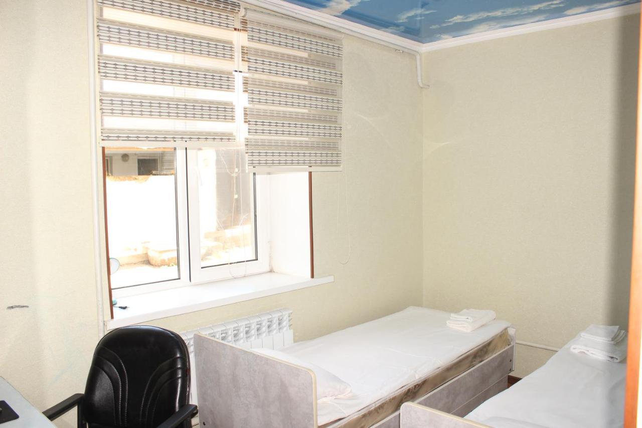 Guest House Jamal Naryn Eksteriør billede